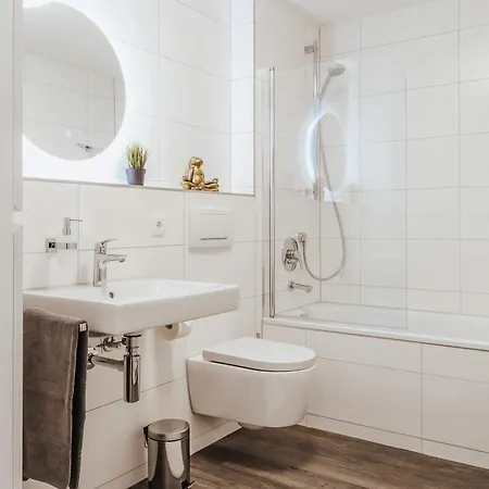 Relax Black & White Apartment