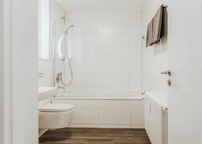 דירה Relax Black & White