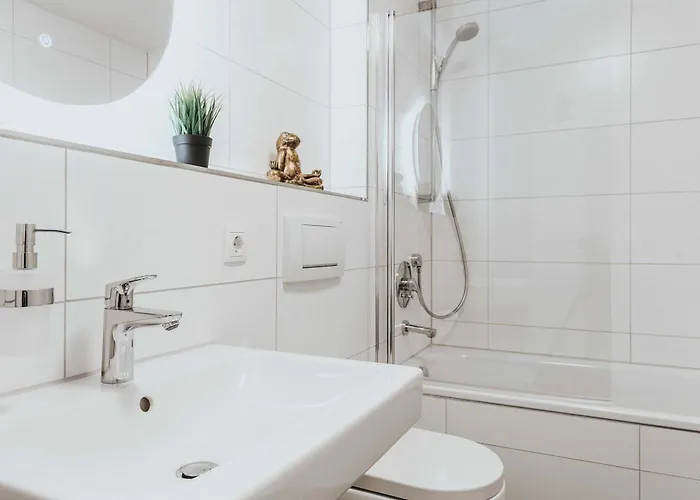 דירה Relax Black & White *