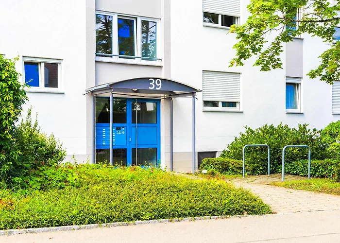 דירה Relax Black & White *